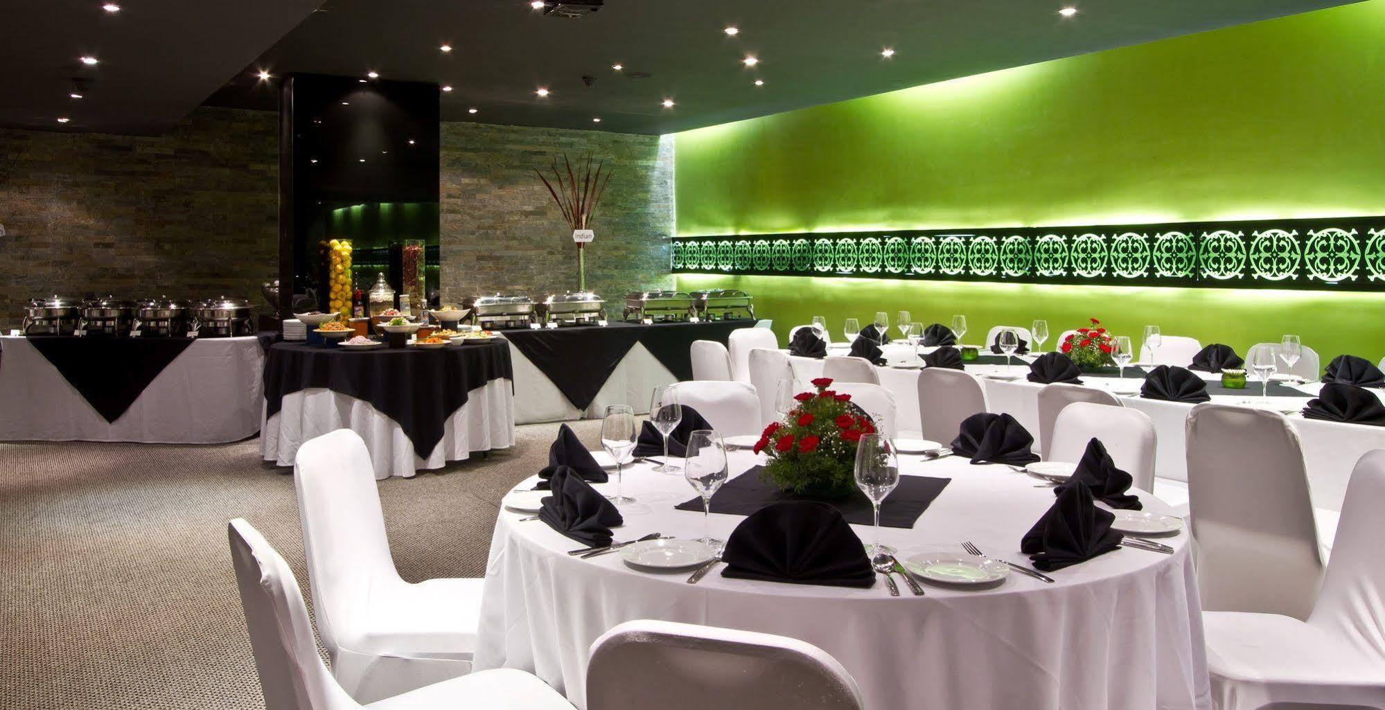 Svenska Design Hotel, Electronic City, Bangalore Kammasandra Ngoại thất bức ảnh